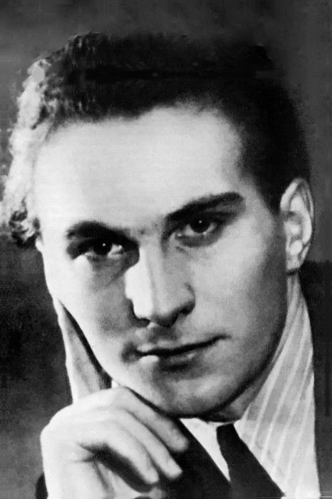 et billede af Aleksandr Lapauri