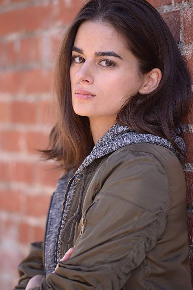 et billede af Jasmin Marsters