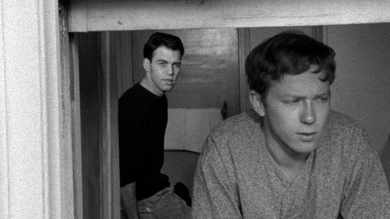 Winter Kept Us Warm (1965)