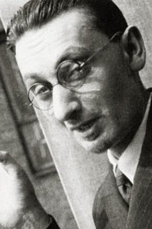 et billede af Vasily Katanyan