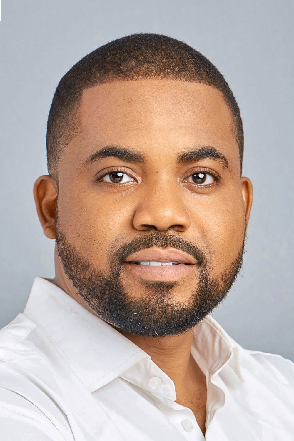 et billede af Okey Uzoeshi