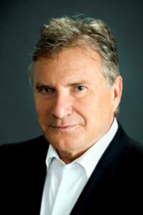 et billede af Paul Carson