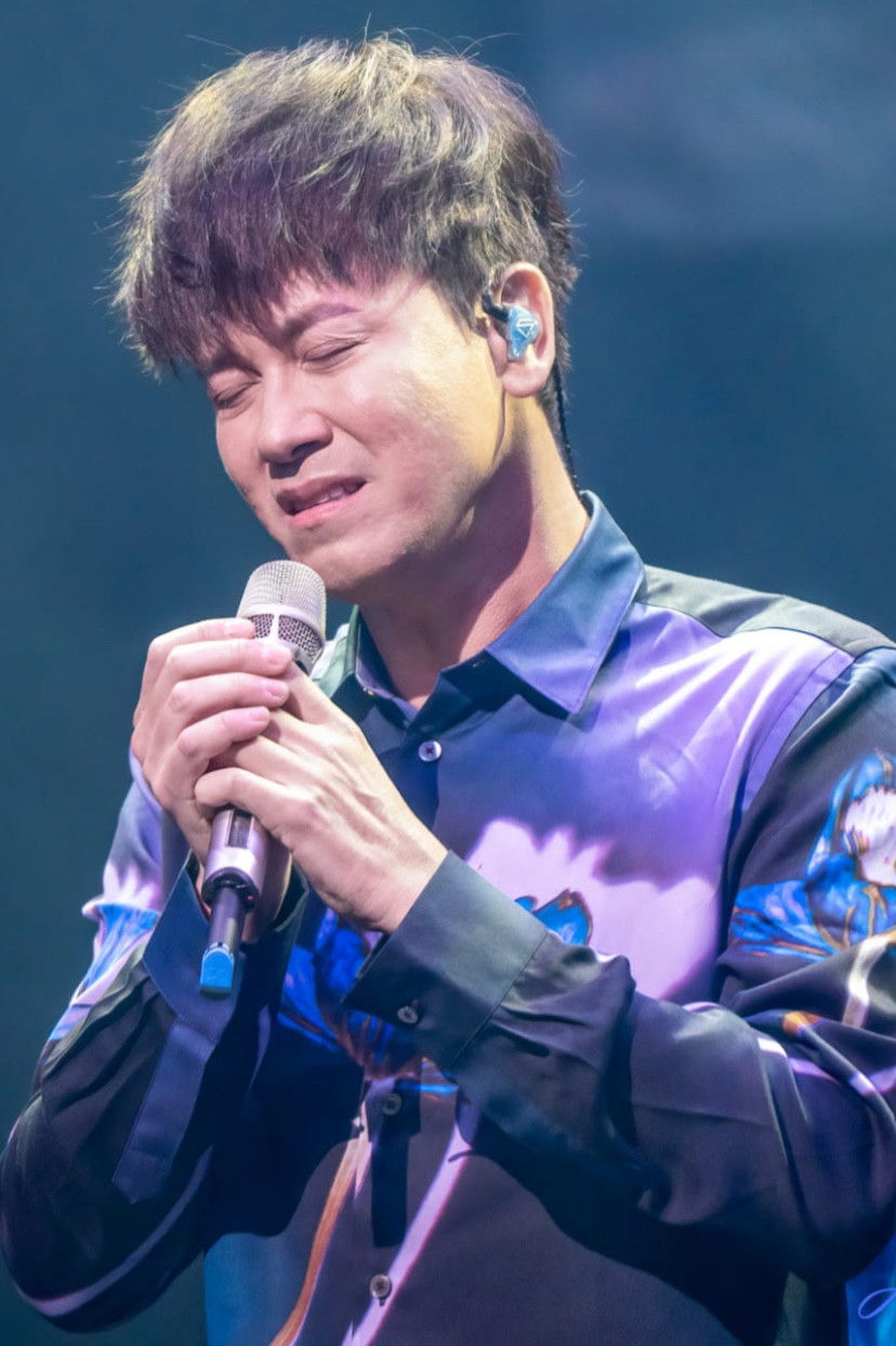 et billede af Sam Lee