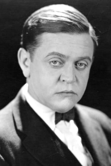 et billede af Lloyd Hamilton