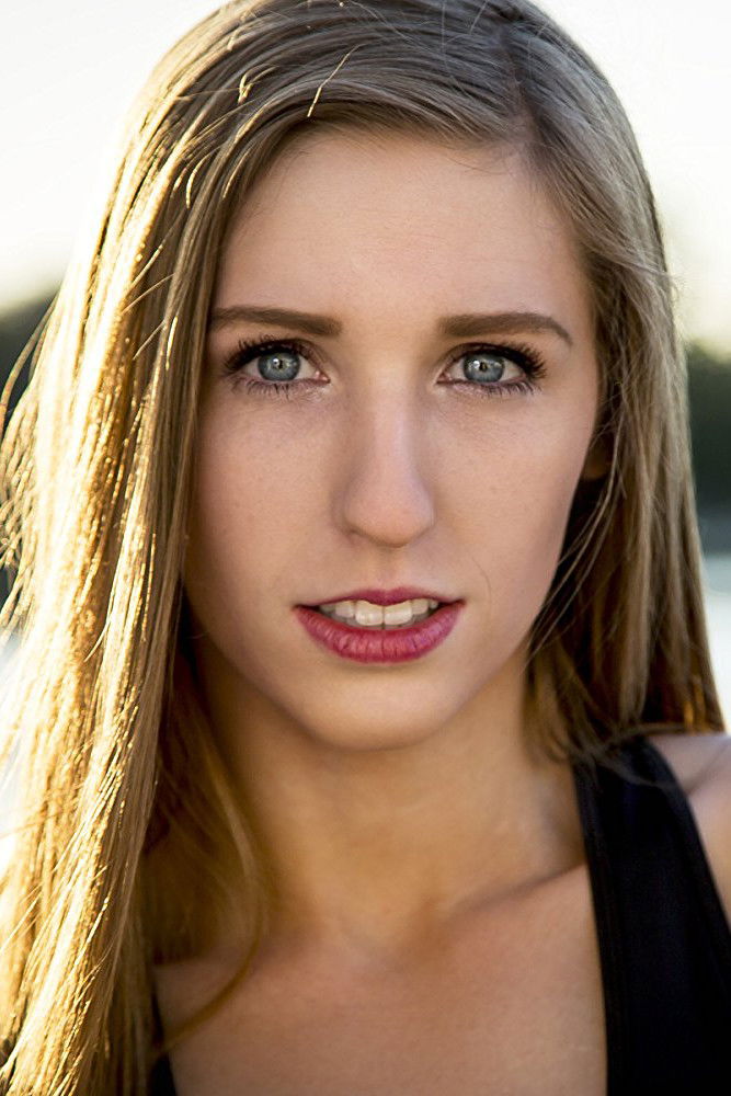 et billede af Danielle Lyons