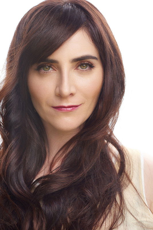 et billede af Sona Tatoyan