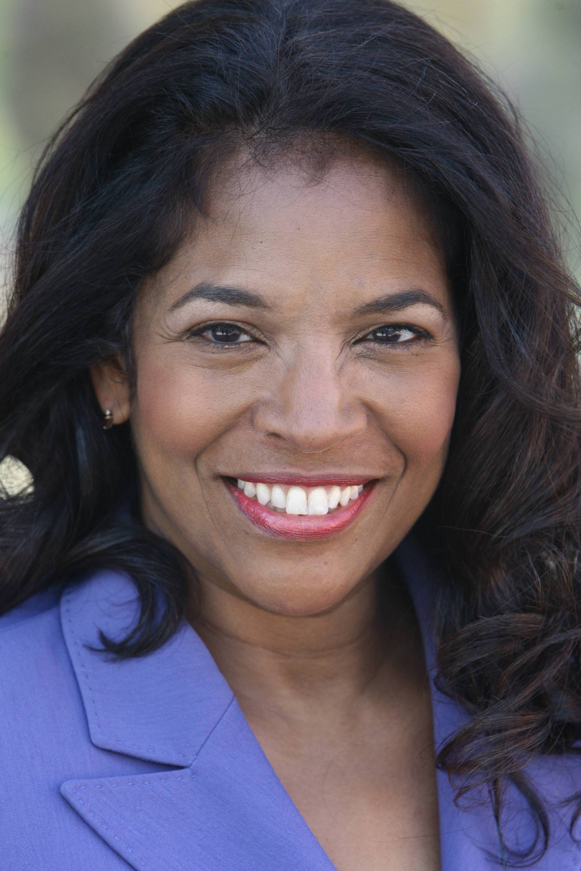 et billede af Carmen Hayward