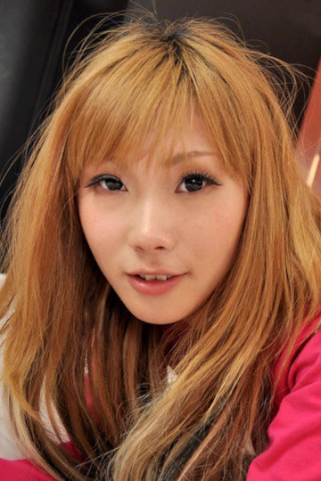 et billede af Saki Oshiro