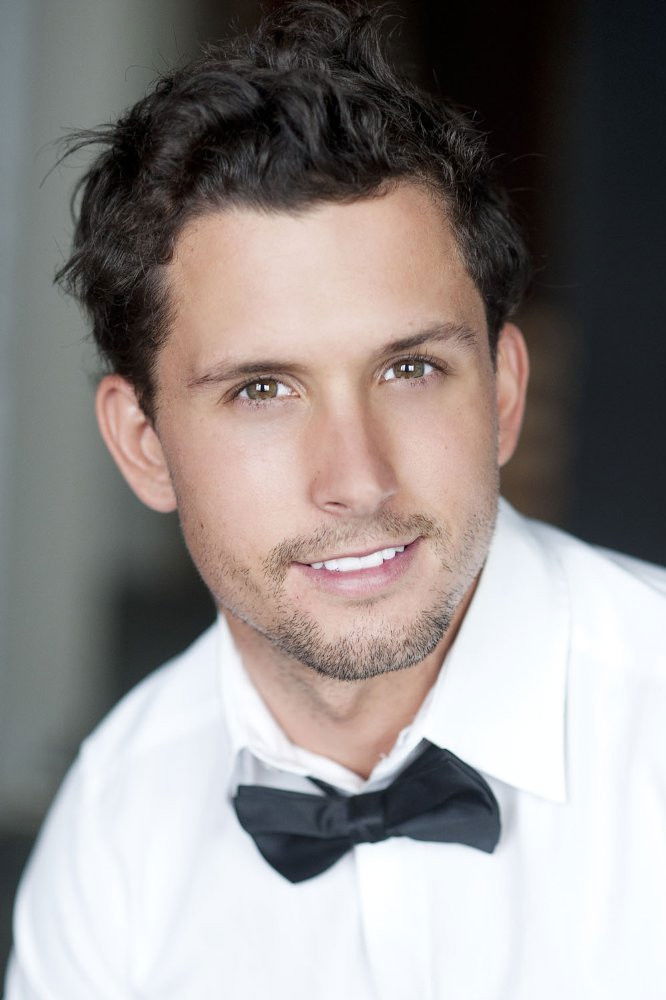 et billede af James Elliott