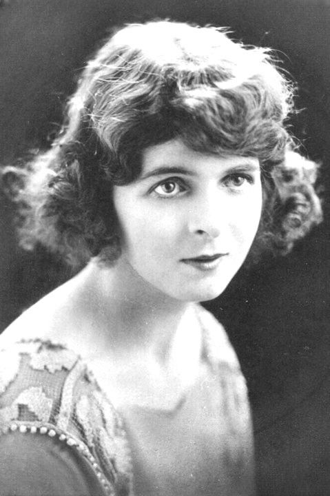 et billede af Flora le Breton