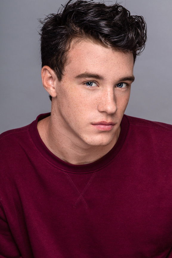 et billede af Ethan Clossin