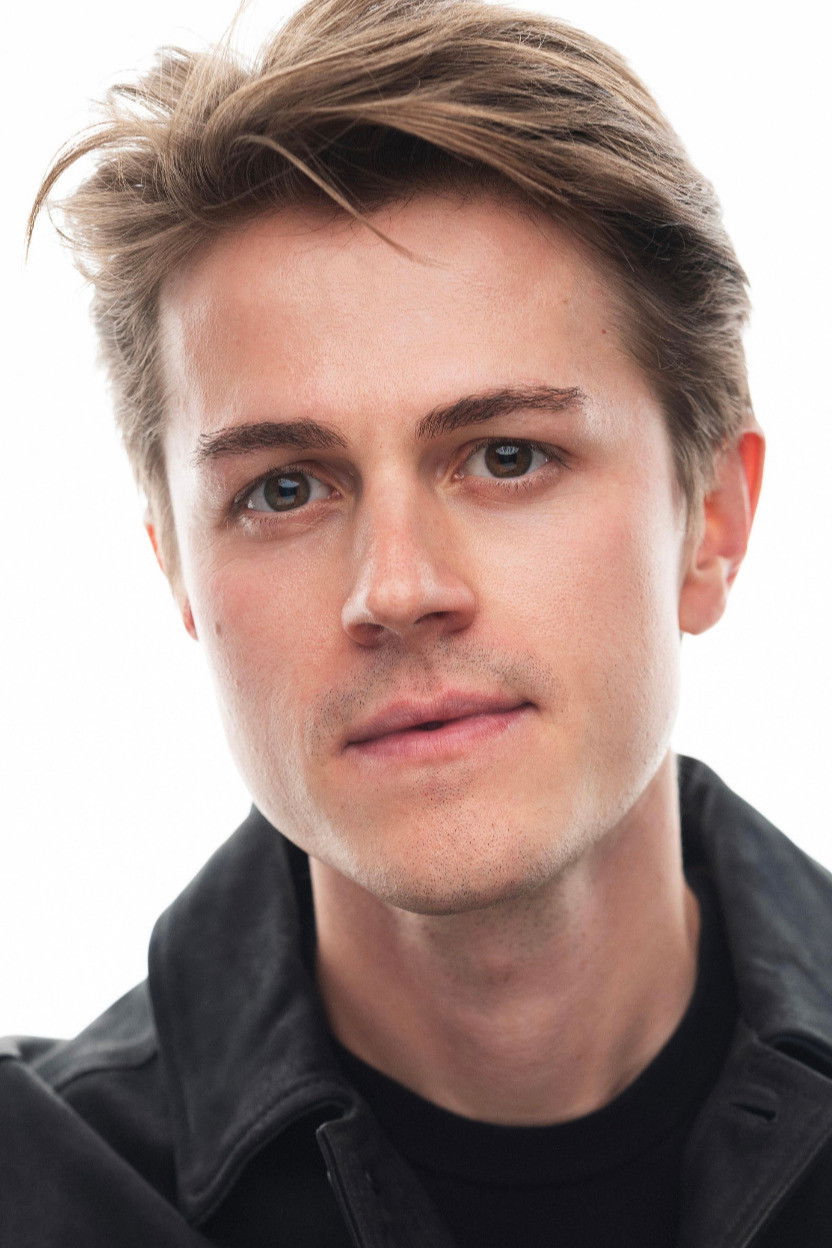 et billede af Philip Themio Stoddard