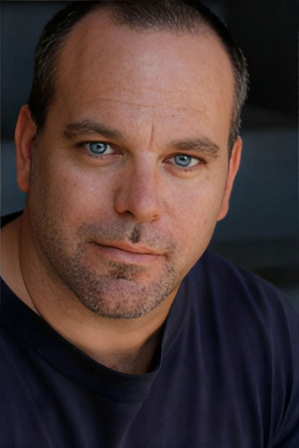 et billede af Brian Hall