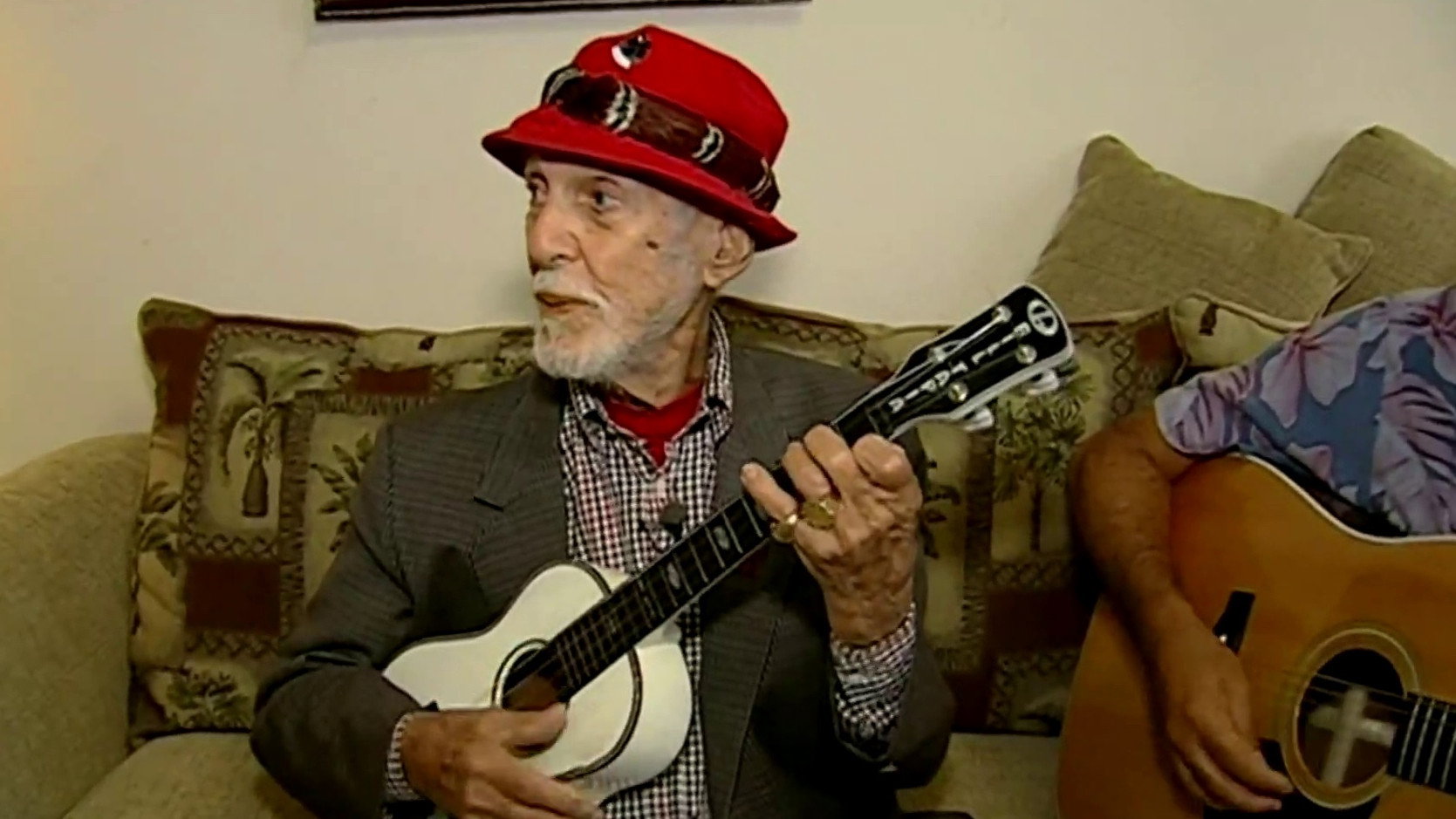 S13E3 · Ukulele Man