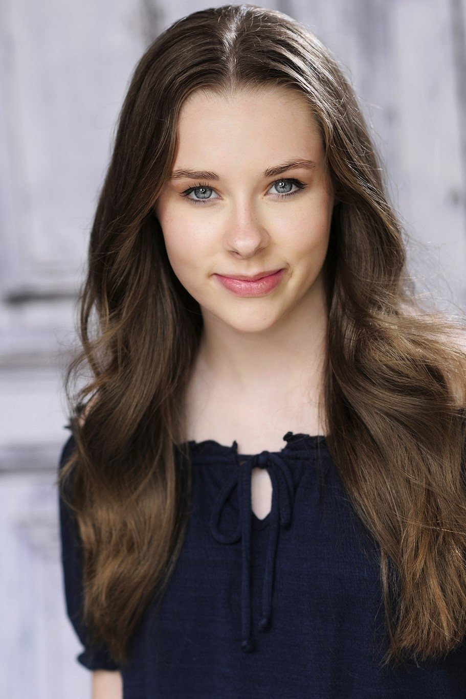 Ashlyn Ford's picture in the cast