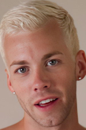 et billede af Cameron Ford