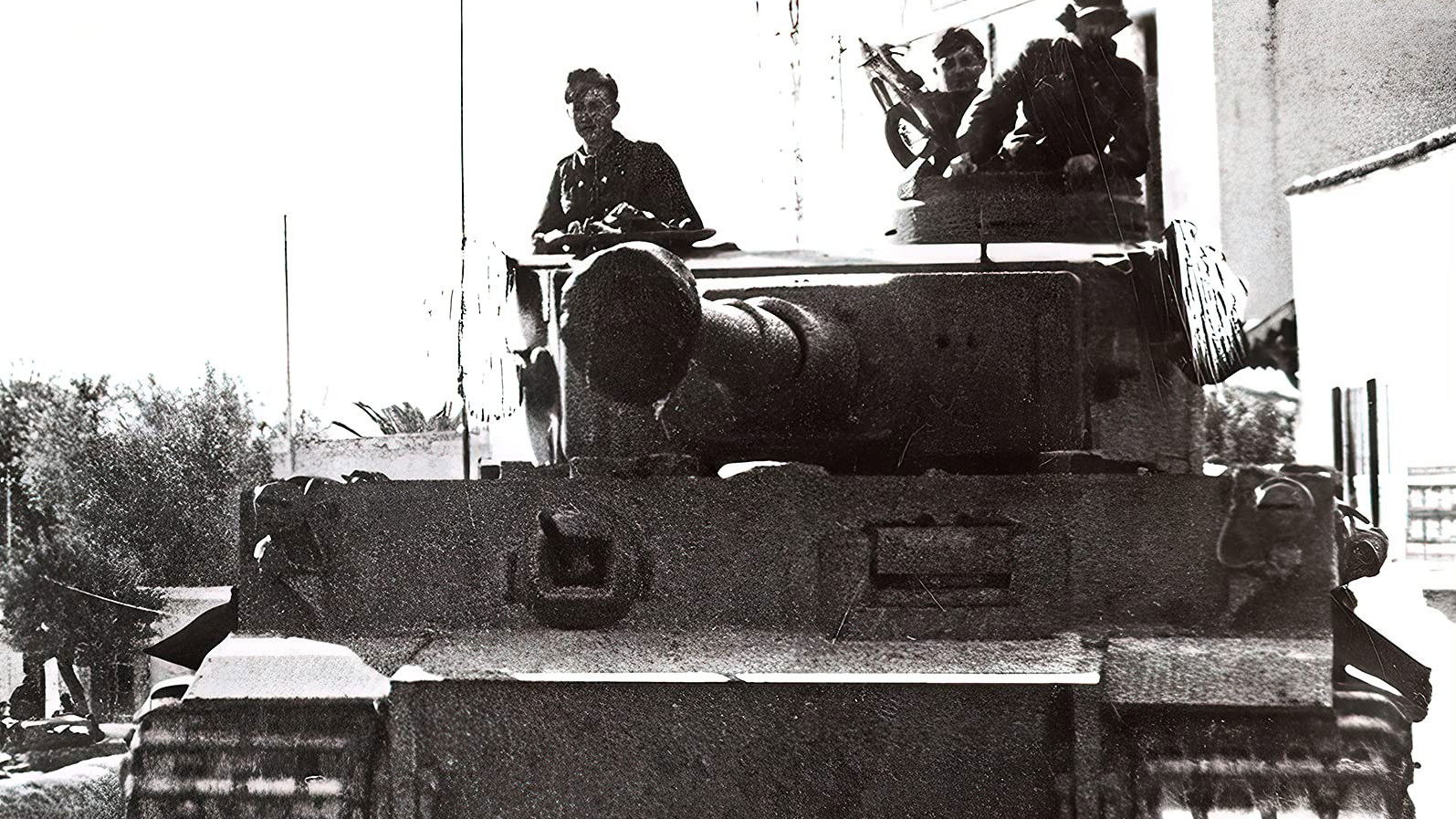 Thumbnail for Episode 3 Season 1 Episode 3