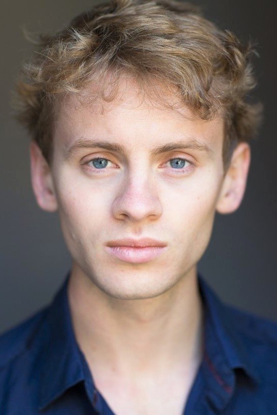 et billede af Bruce Langley