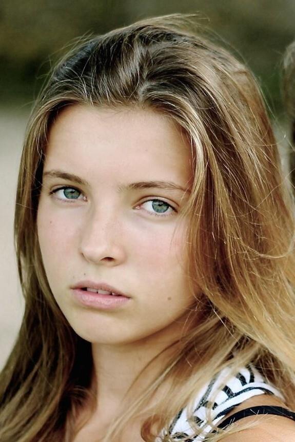 et billede af Nova-Louna Castano