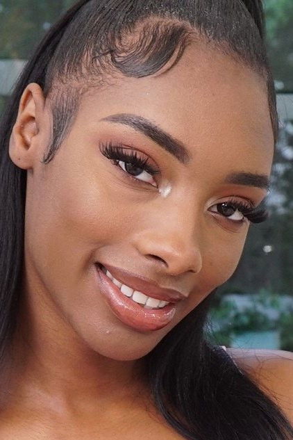 et billede af Jaymee Green