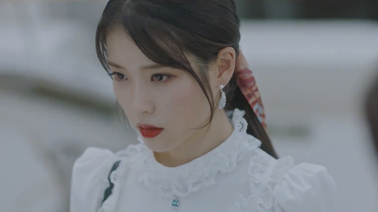 Hotel Del Luna