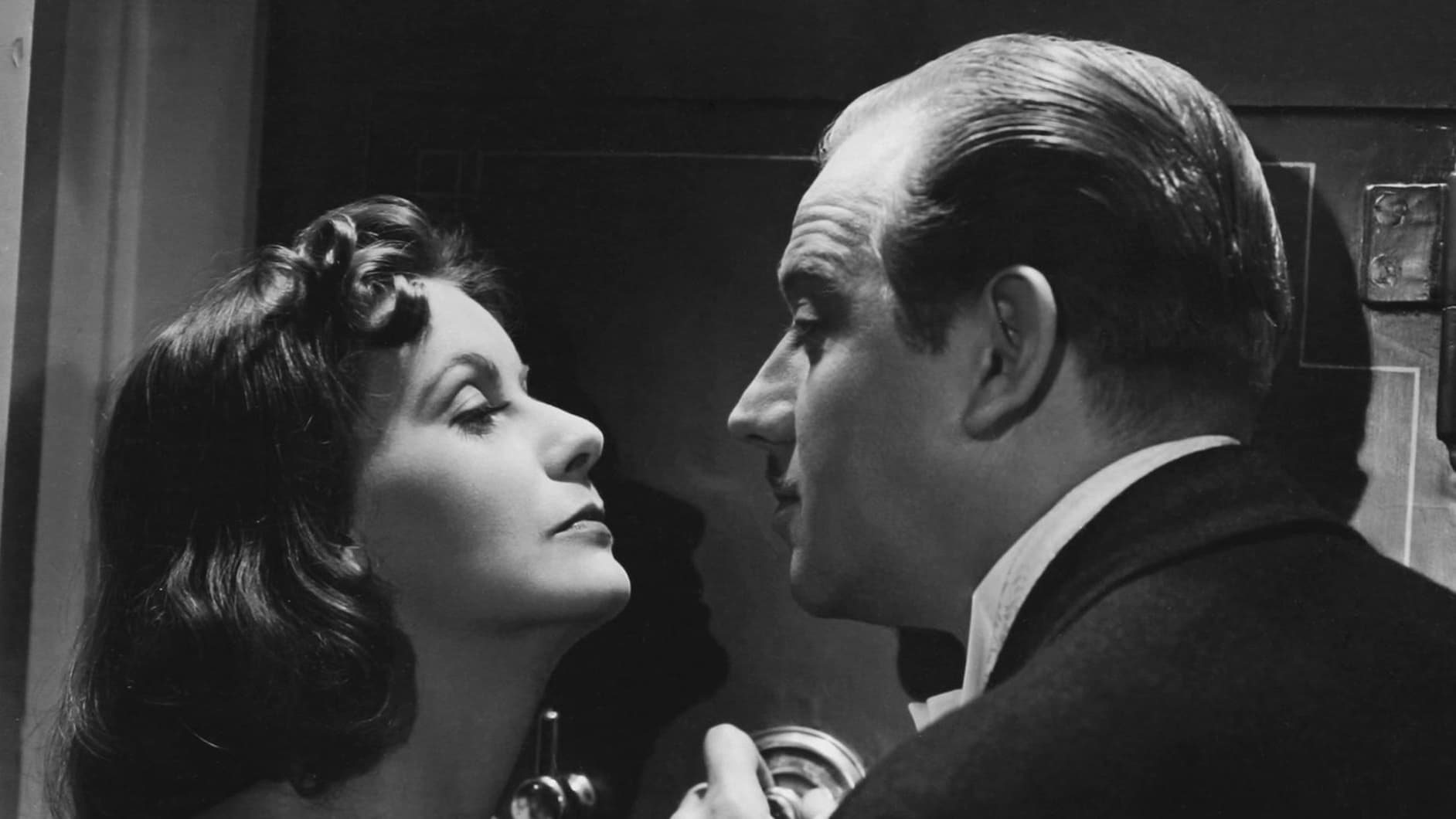 Image du film Ninotchka f8fq6plpbzxixjgp3ygl5qncrysjpg