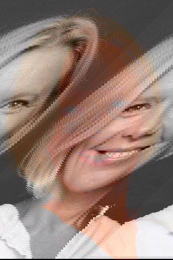 Henriete Ladegaard-Petersen backdrop