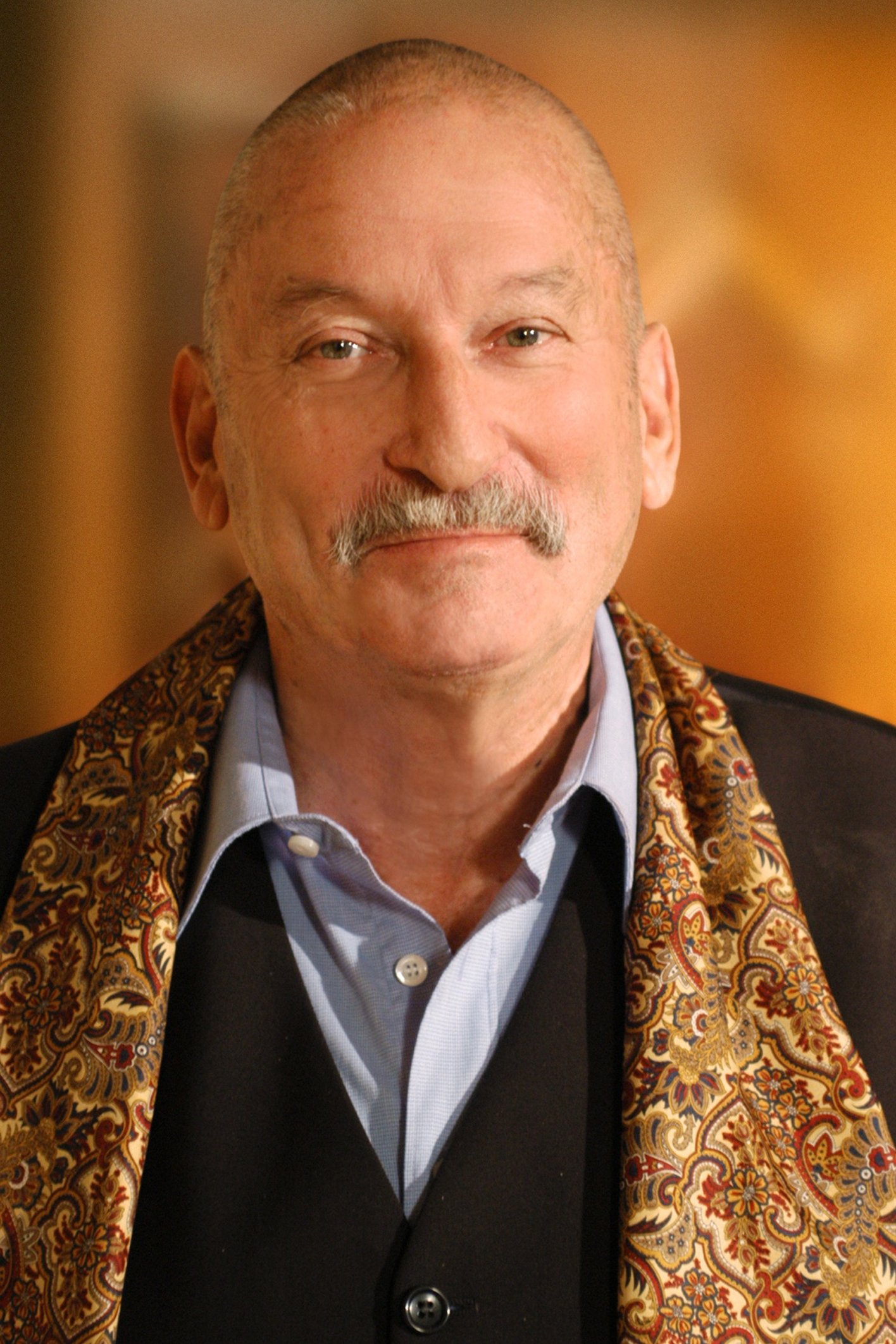 et billede af Hans Heinz Moser