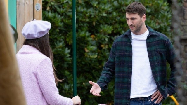 Hollyoaks 28x211