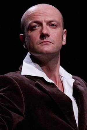 et billede af Benedict Sandiford