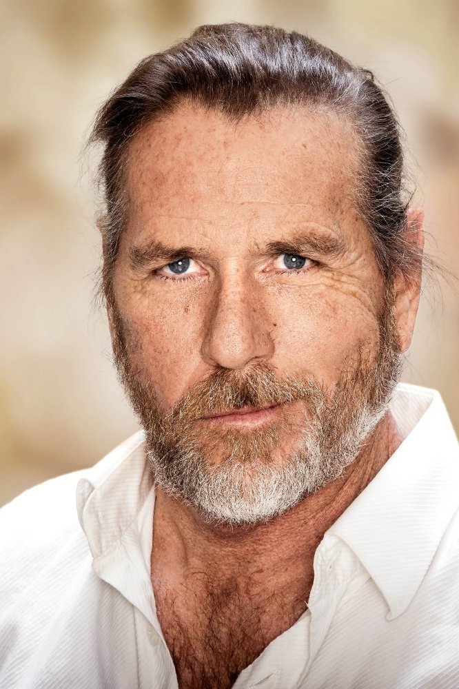 et billede af Matt Connors