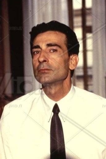 et billede af Mauro Leuce