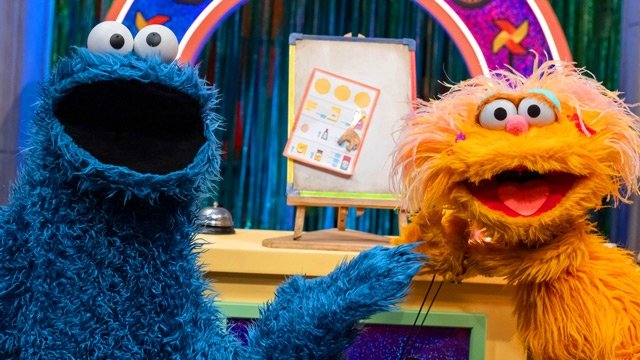 Sesame Street - Season 55 Episode 14 : I Wonder If We Can Use This?