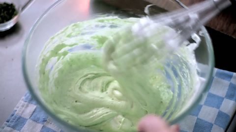 Thumbnail for Baking Season 1 Episode 4