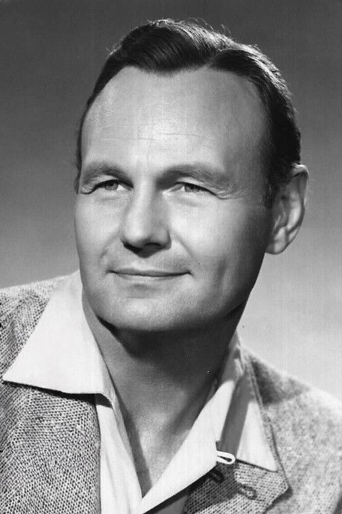 et billede af Walter Cassel