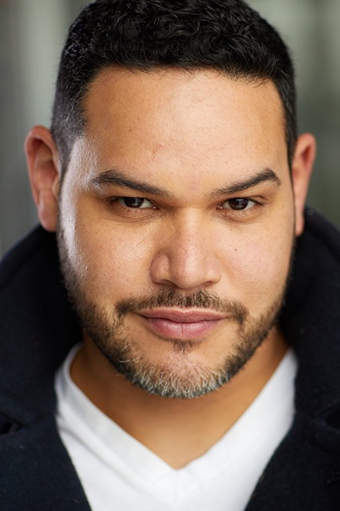 et billede af Fernando Mateo Jr.