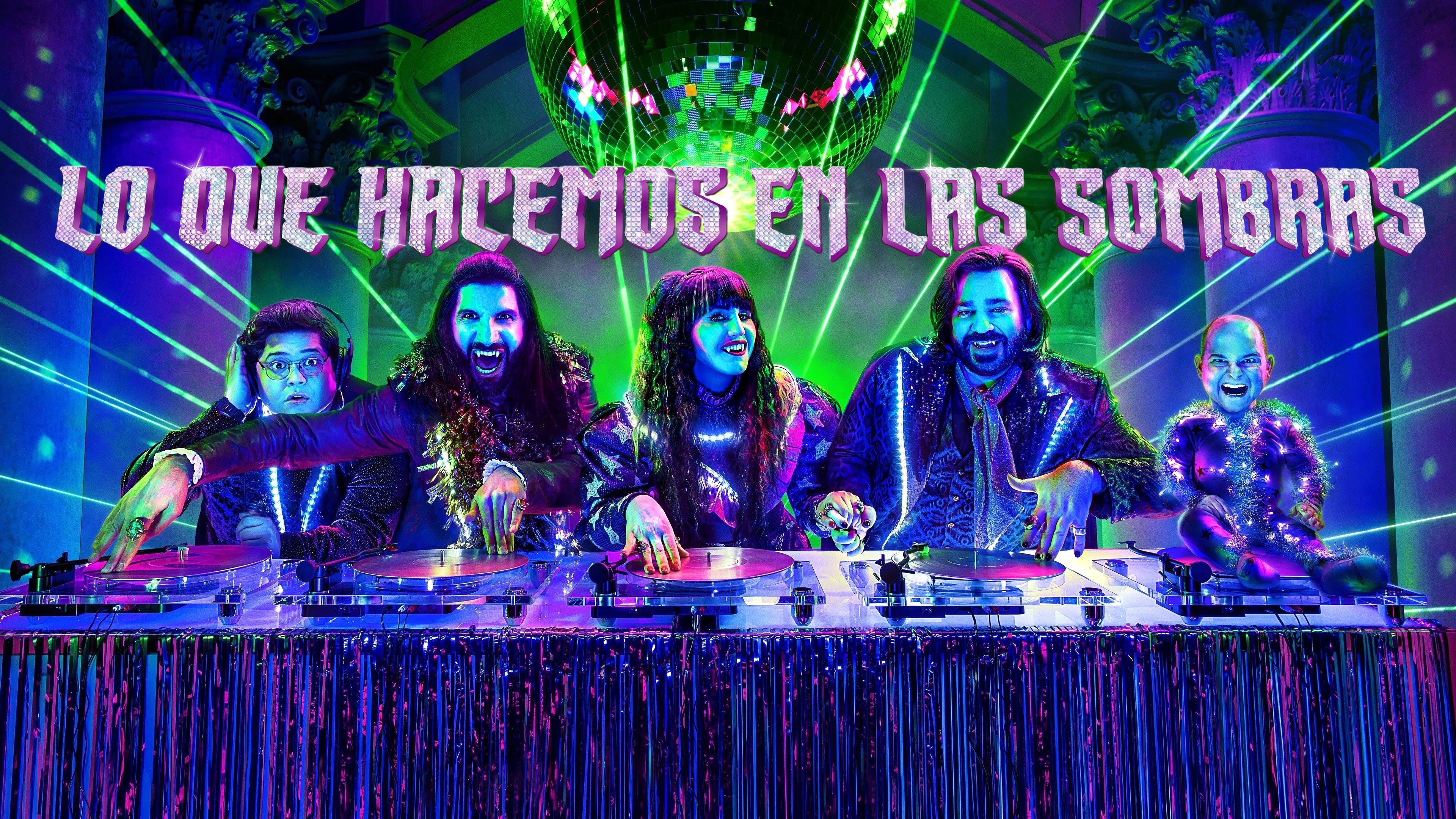Lo que hacemos en las sombras - Temporada 1 (2024)