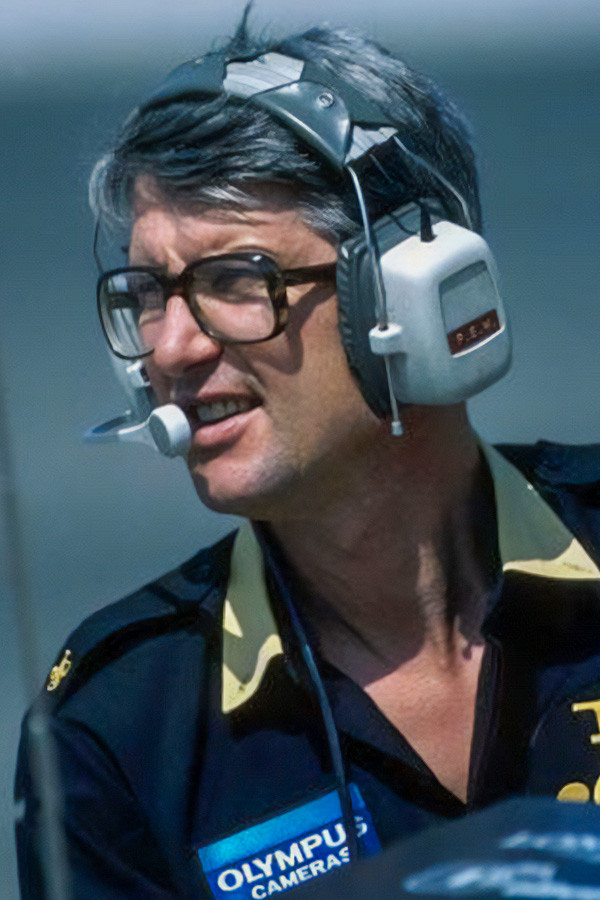 et billede af Peter Warr