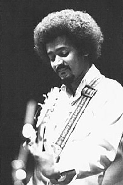 et billede af Lil' Buck Sinegal