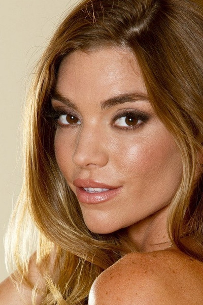 et billede af Niki Skyler