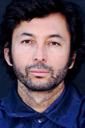 et billede af César Giraldo