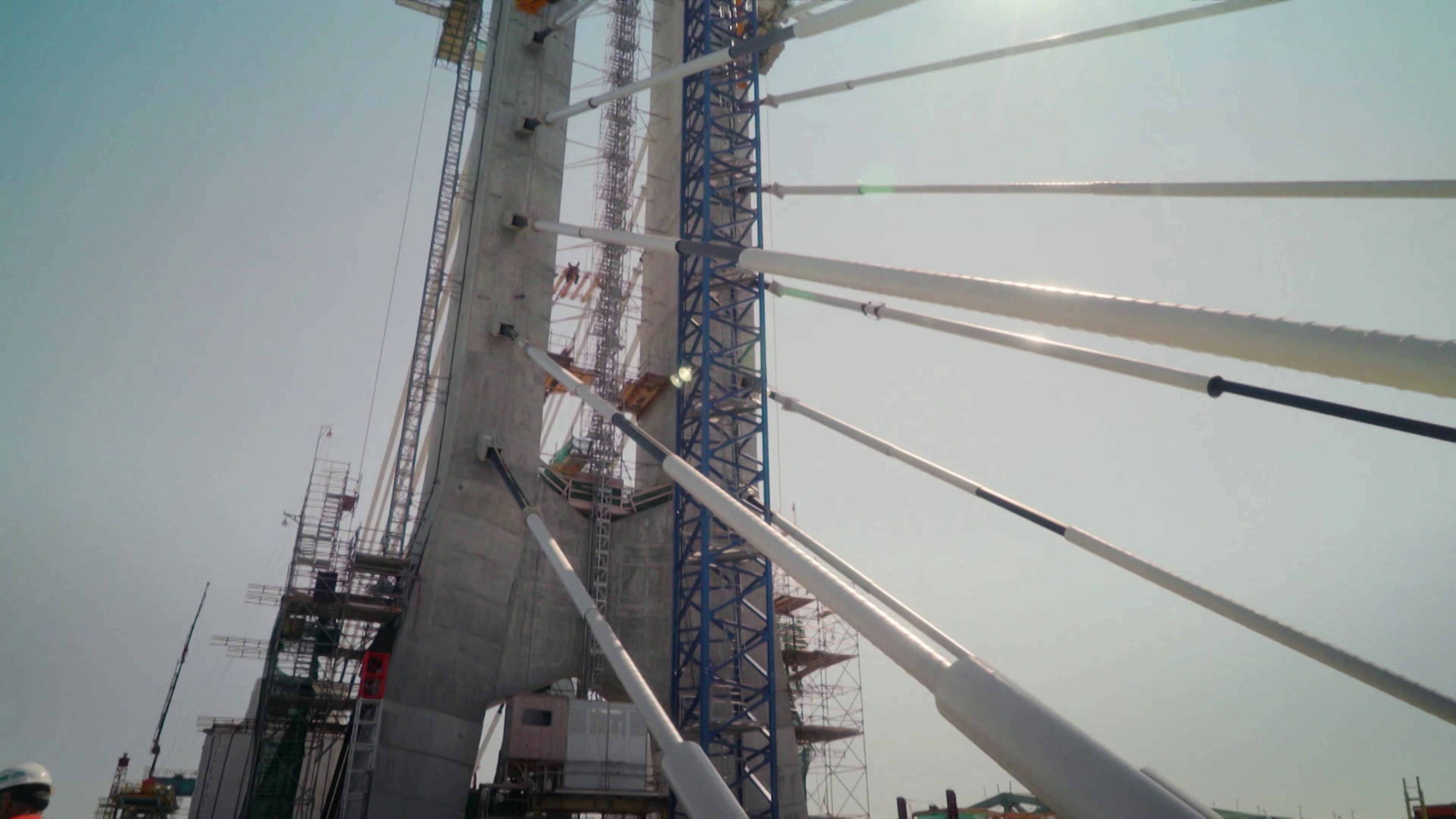 Découverte - La construction du pont Samuel-De Champlain : la grande aventure