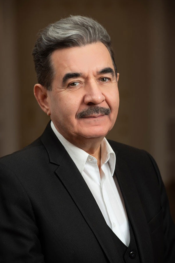 et billede af Zufar Kharisov