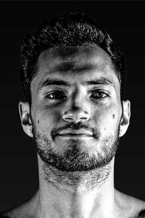 et billede af Bryant Perrella