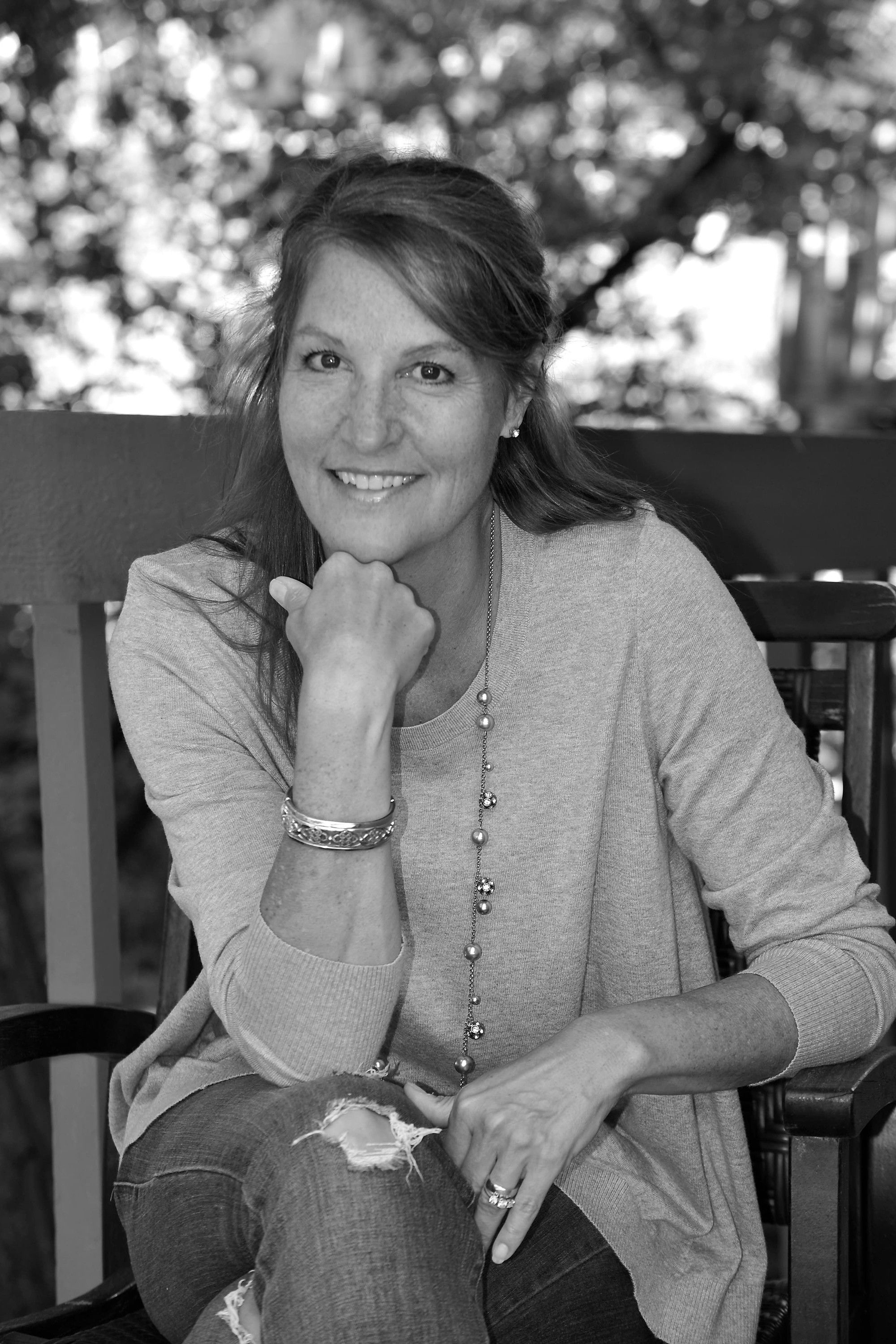 et billede af Lori Lyle