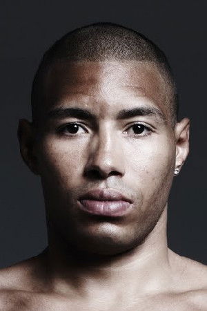 et billede af Ashley Theophane