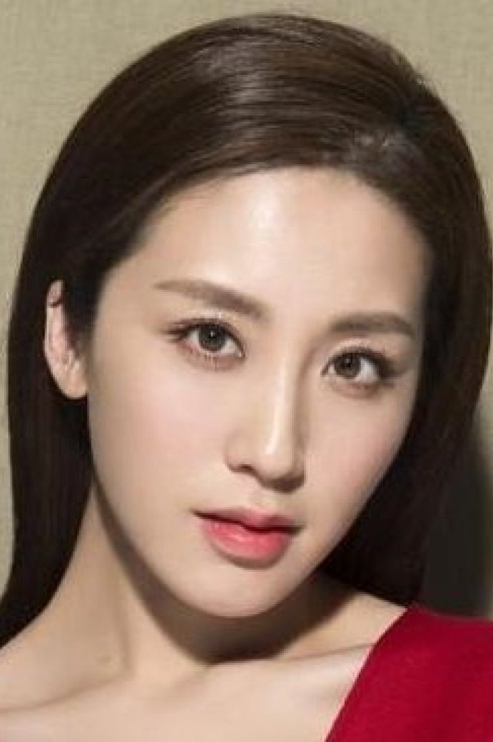 Zhou Meiyi as Unknown role