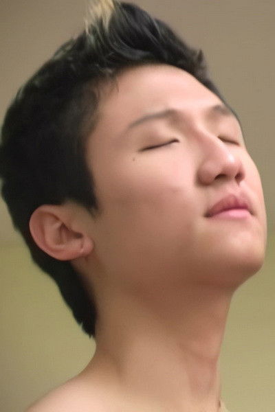 et billede af Skylar Tan