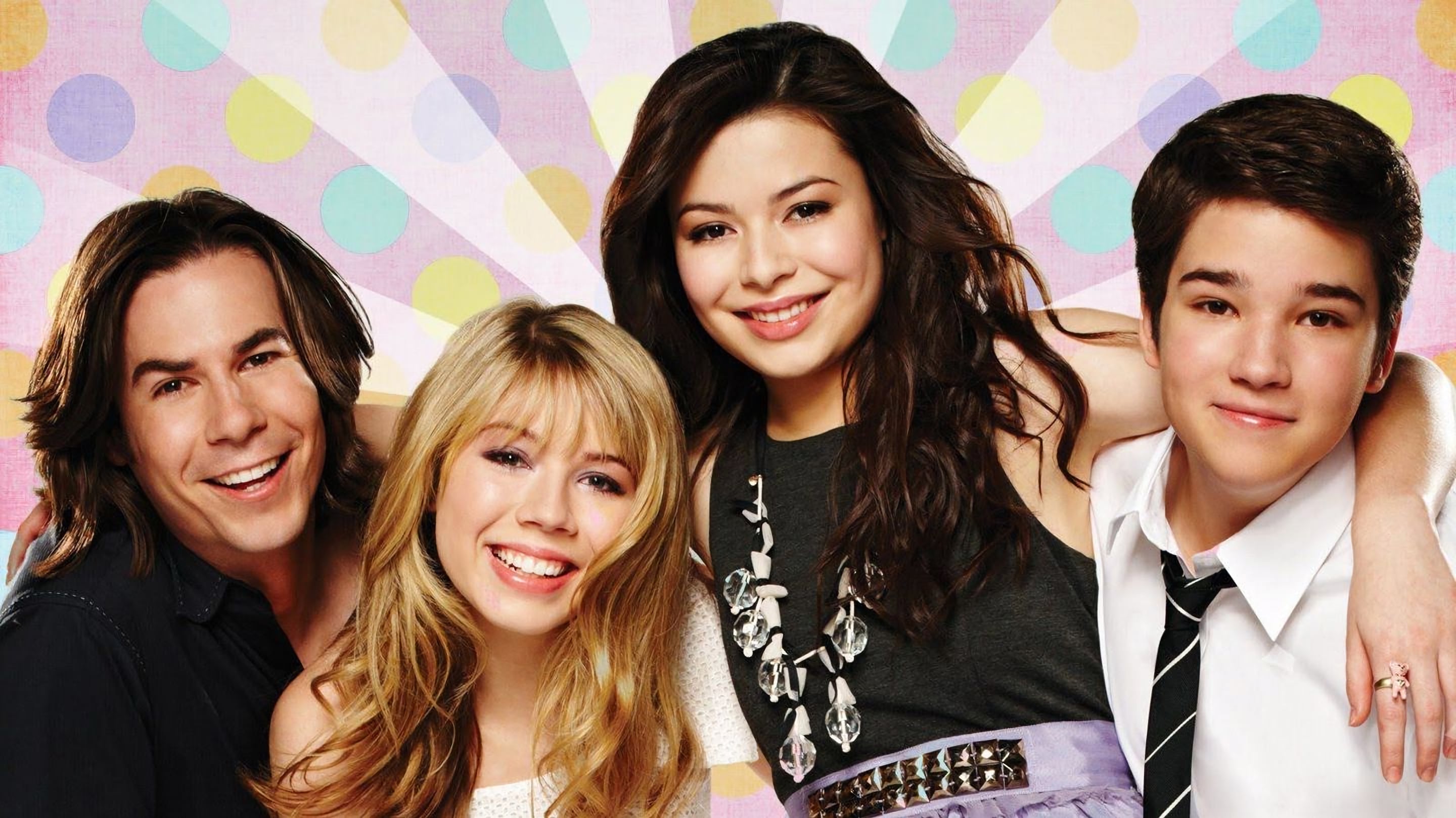 iCarly Seria Dublată în Română.