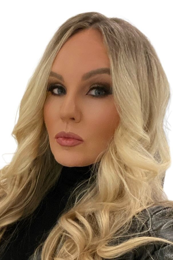 et billede af Shayna Wayne